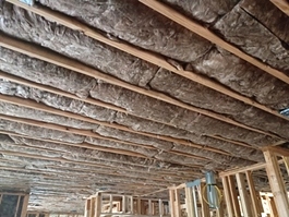 Insulation installer